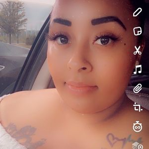 Meet your Posher, Karina